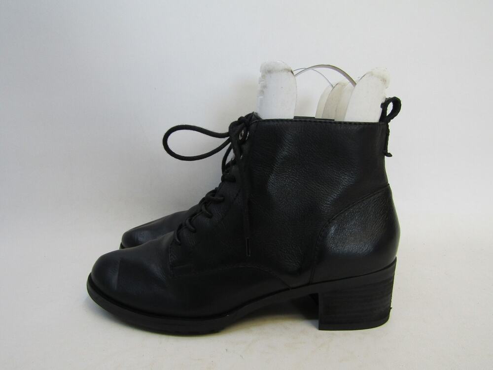 TaraM Womens Size 11 M Black Leather Laces Ankle Fashion Boots Bootie